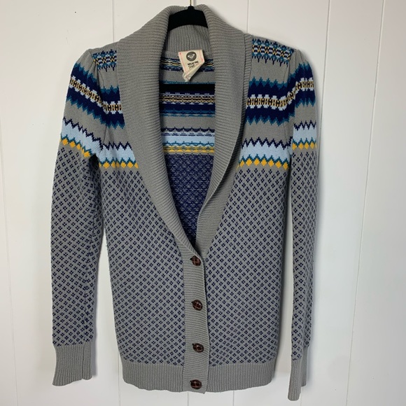 Roxy Cardigan - Picture 2 of 5